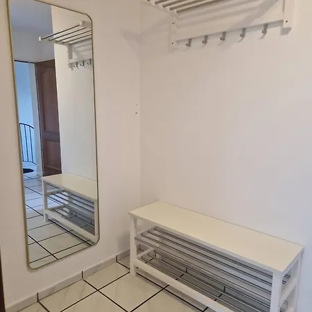 Apartmán Duplex With Patio Near Exhibition/messe Kolín nad Rýnem