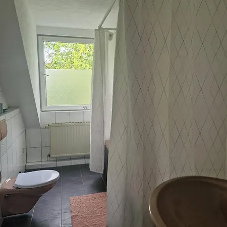 Duplex With Patio Near Exhibition/messe *